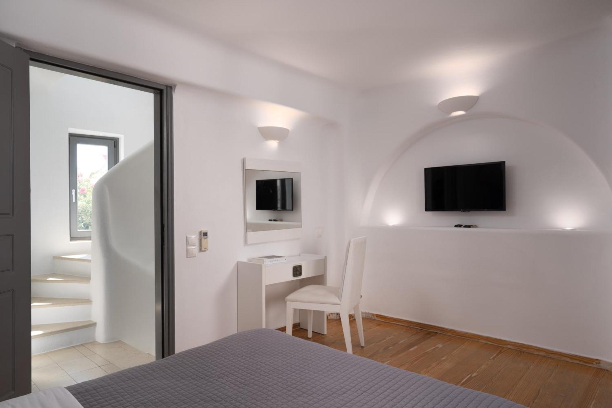Santorini Princess Presidential Suites Akrotiri  Exterior photo